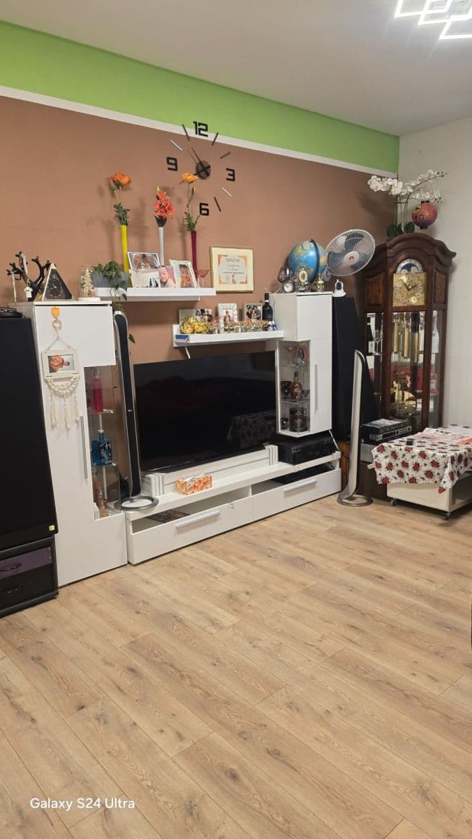 Predaj bytu 3-izbový 71 m², Husova, Louny, Ústecký kraj Predaj bytu 3-izbový 71 m², Husova, Louny, Ústecký kraj