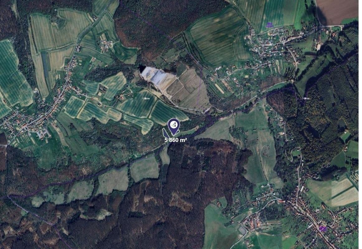 Predaj pozemku 5.860 m², Nová Dědina, Zlínský kraj Predaj pozemku 5.860 m², Nová Dědina, Zlínský kraj