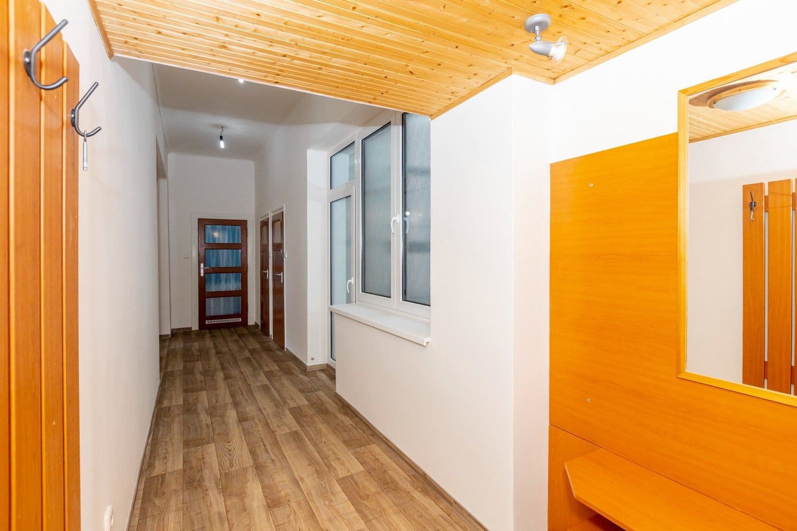 Prenájom bytu 2-izbový 58 m², Jateční, Praha, Praha Prenájom bytu 2-izbový 58 m², Jateční, Praha, Praha