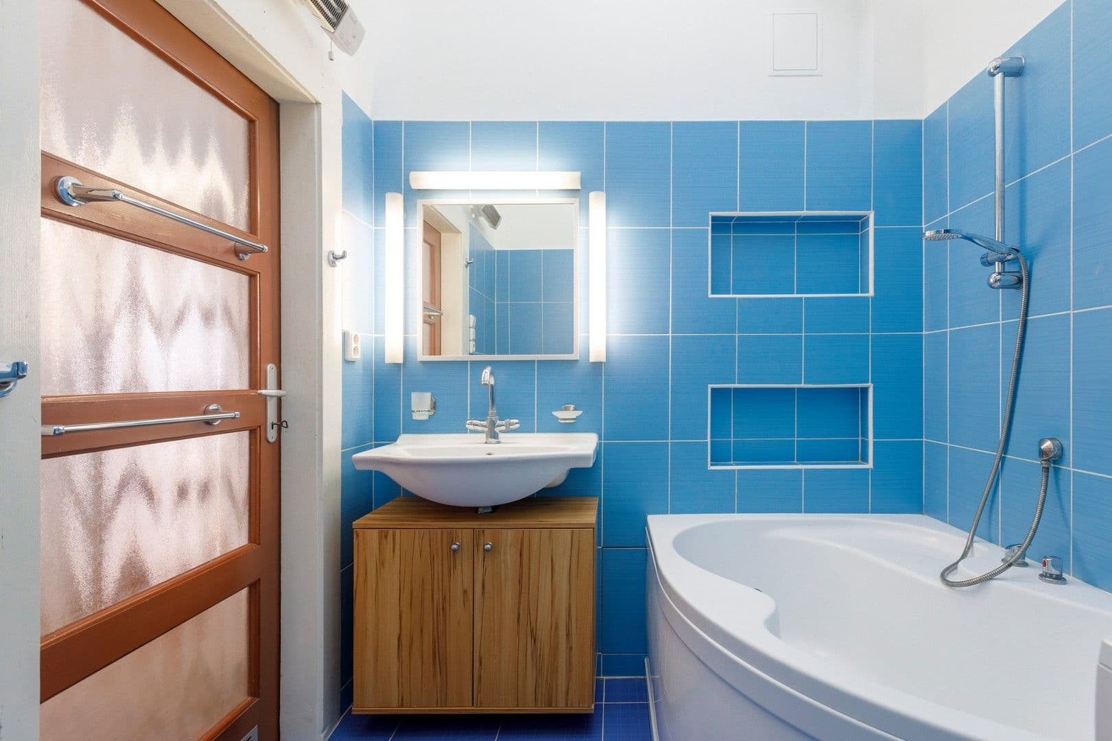 Prenájom bytu 2-izbový 58 m², Jateční, Praha, Praha Prenájom bytu 2-izbový 58 m², Jateční, Praha, Praha