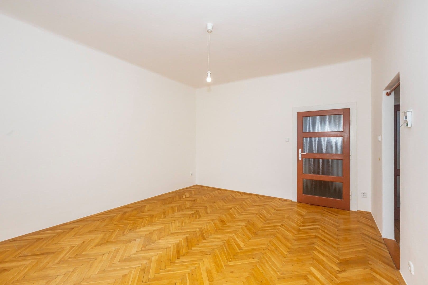 Prenájom bytu 2-izbový 58 m², Jateční, Praha, Praha Prenájom bytu 2-izbový 58 m², Jateční, Praha, Praha