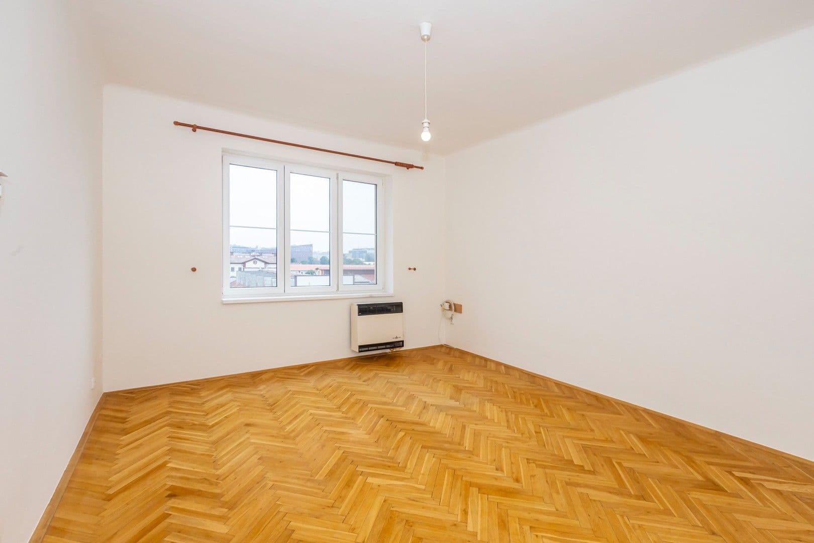 Prenájom bytu 2-izbový 58 m², Jateční, Praha, Praha Prenájom bytu 2-izbový 58 m², Jateční, Praha, Praha