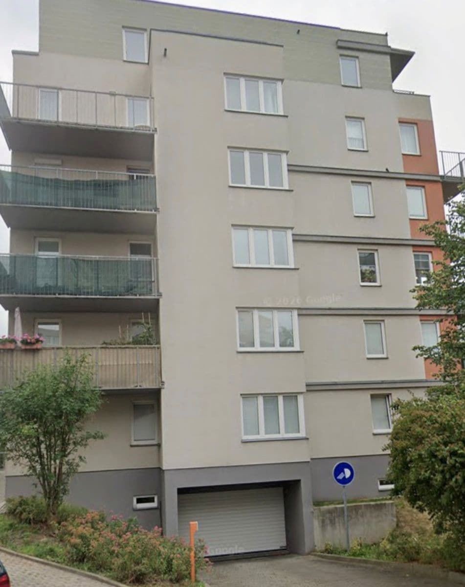 Prenájom garáže 25 m², Janýrova, Praha, Praha Prenájom garáže 25 m², Janýrova, Praha, Praha