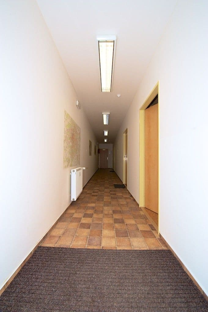 Prenájom bytu 1-izbový 24 m², Petrohradská, Praha, Praha Prenájom bytu 1-izbový 24 m², Petrohradská, Praha, Praha