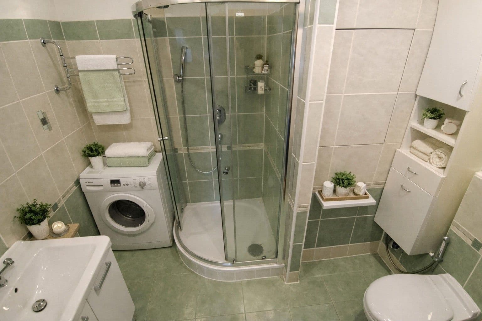 Prenájom bytu 4-izbový 90 m², Korandova, Tachov, Plzeňský kraj Prenájom bytu 4-izbový 90 m², Korandova, Tachov, Plzeňský kraj