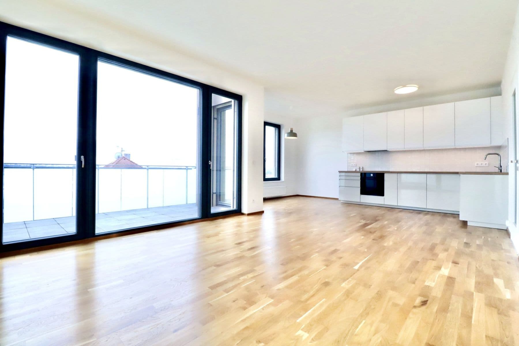 Prenájom bytu 4-izbový 102 m², Čertův vršek, Praha, Praha Prenájom bytu 4-izbový 102 m², Čertův vršek, Praha, Praha