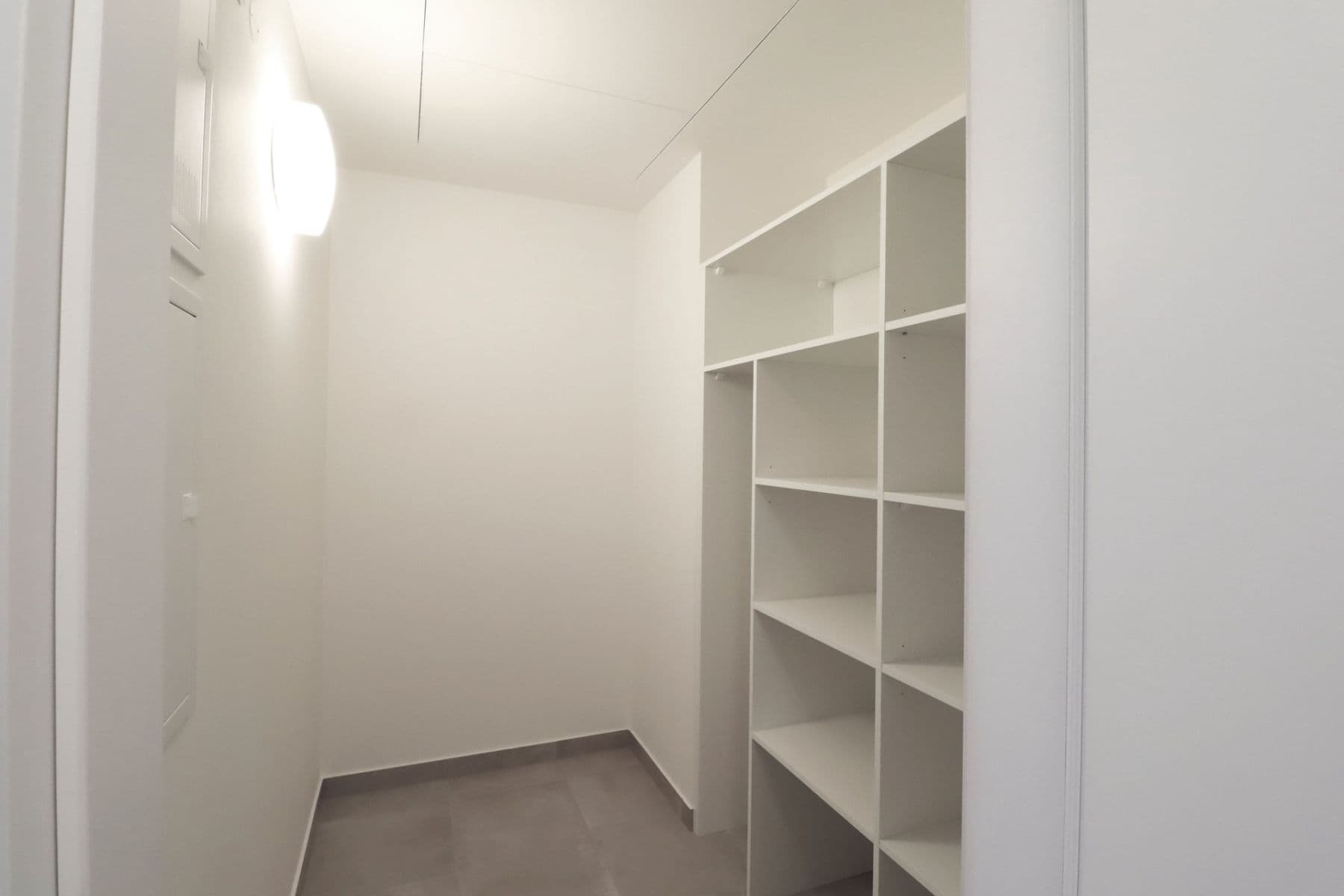 Prenájom bytu 4-izbový 102 m², Čertův vršek, Praha, Praha Prenájom bytu 4-izbový 102 m², Čertův vršek, Praha, Praha