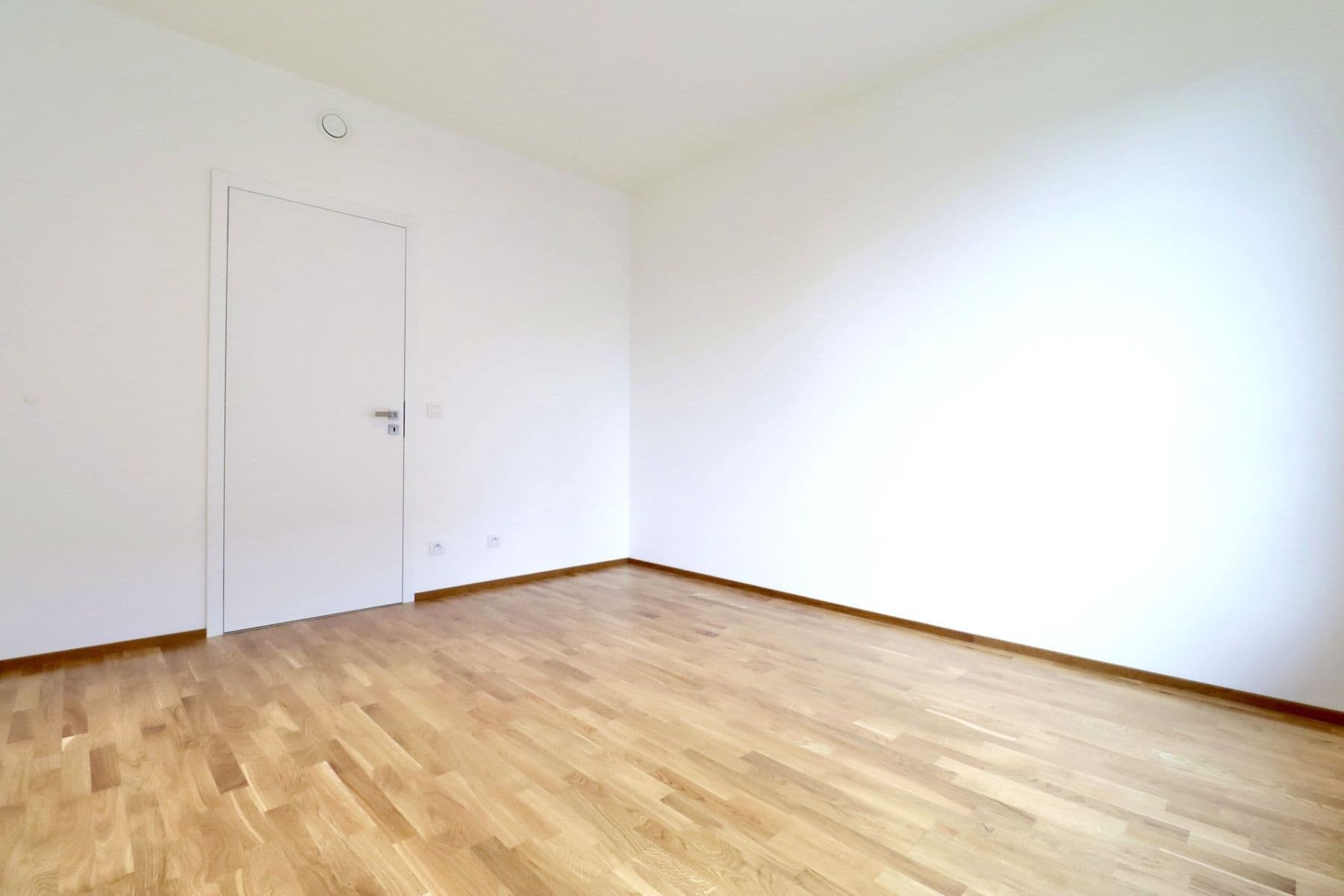 Prenájom bytu 4-izbový 102 m², Čertův vršek, Praha, Praha Prenájom bytu 4-izbový 102 m², Čertův vršek, Praha, Praha