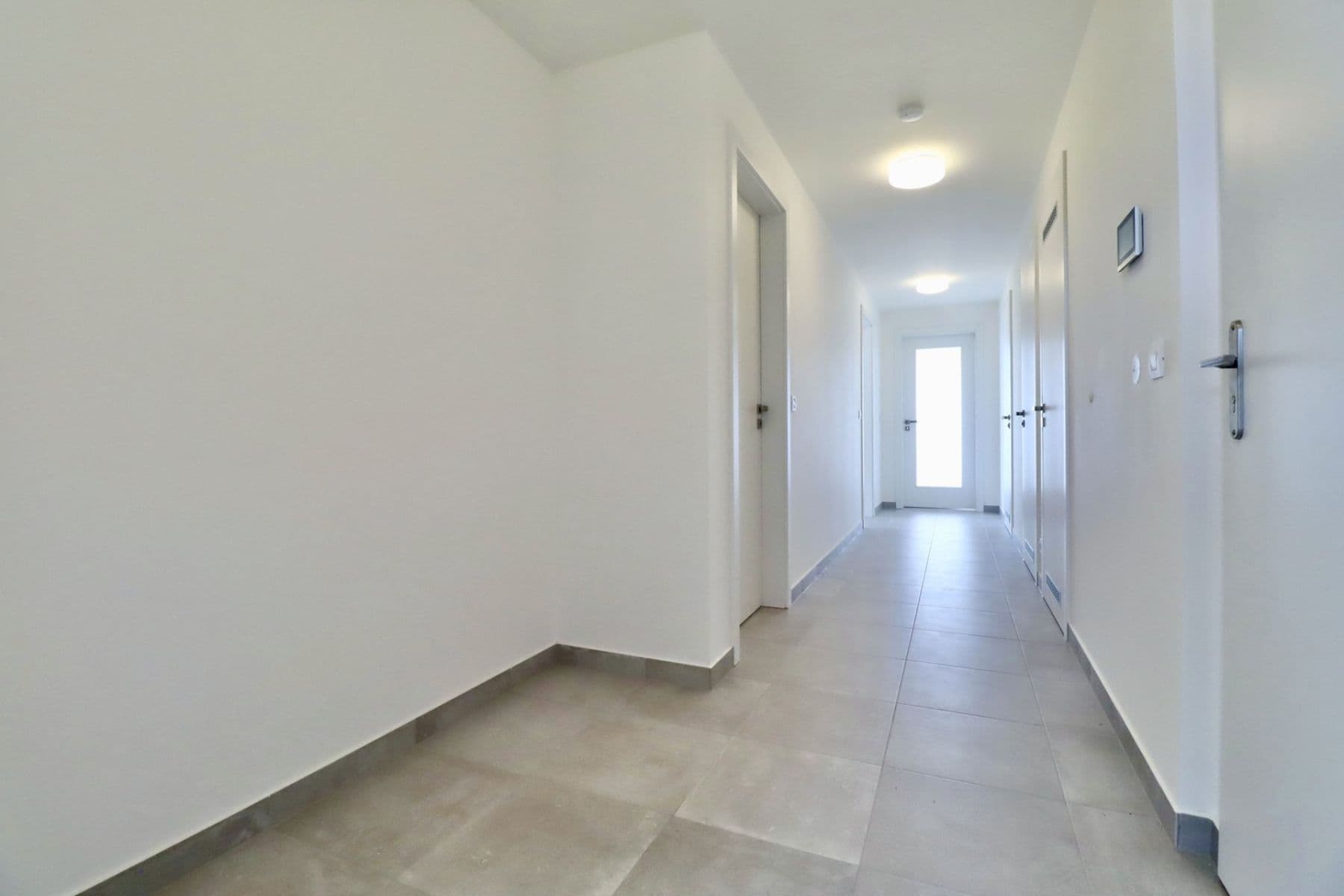 Prenájom bytu 4-izbový 102 m², Čertův vršek, Praha, Praha Prenájom bytu 4-izbový 102 m², Čertův vršek, Praha, Praha