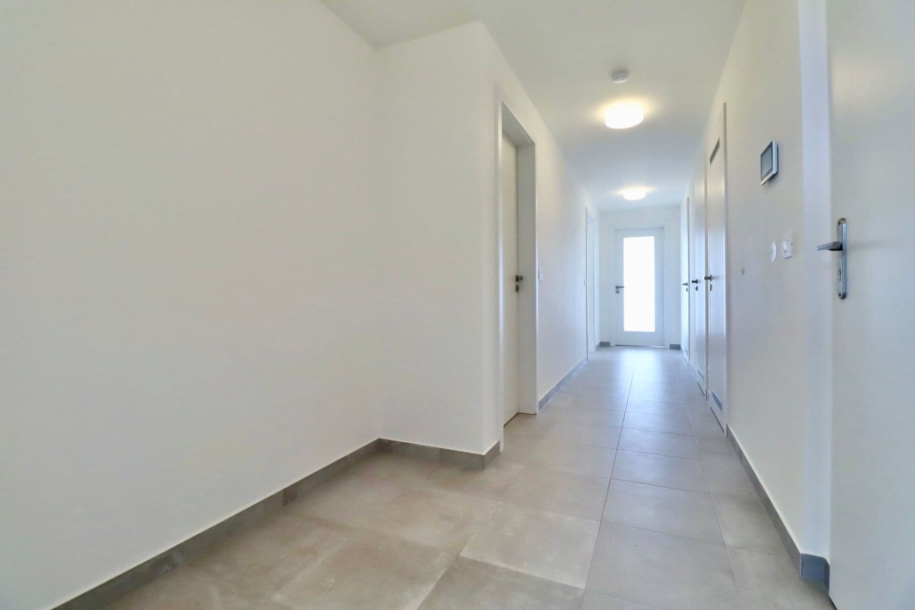 Prenájom bytu 4-izbový 102 m², Čertův vršek, Praha, Praha Prenájom bytu 4-izbový 102 m², Čertův vršek, Praha, Praha