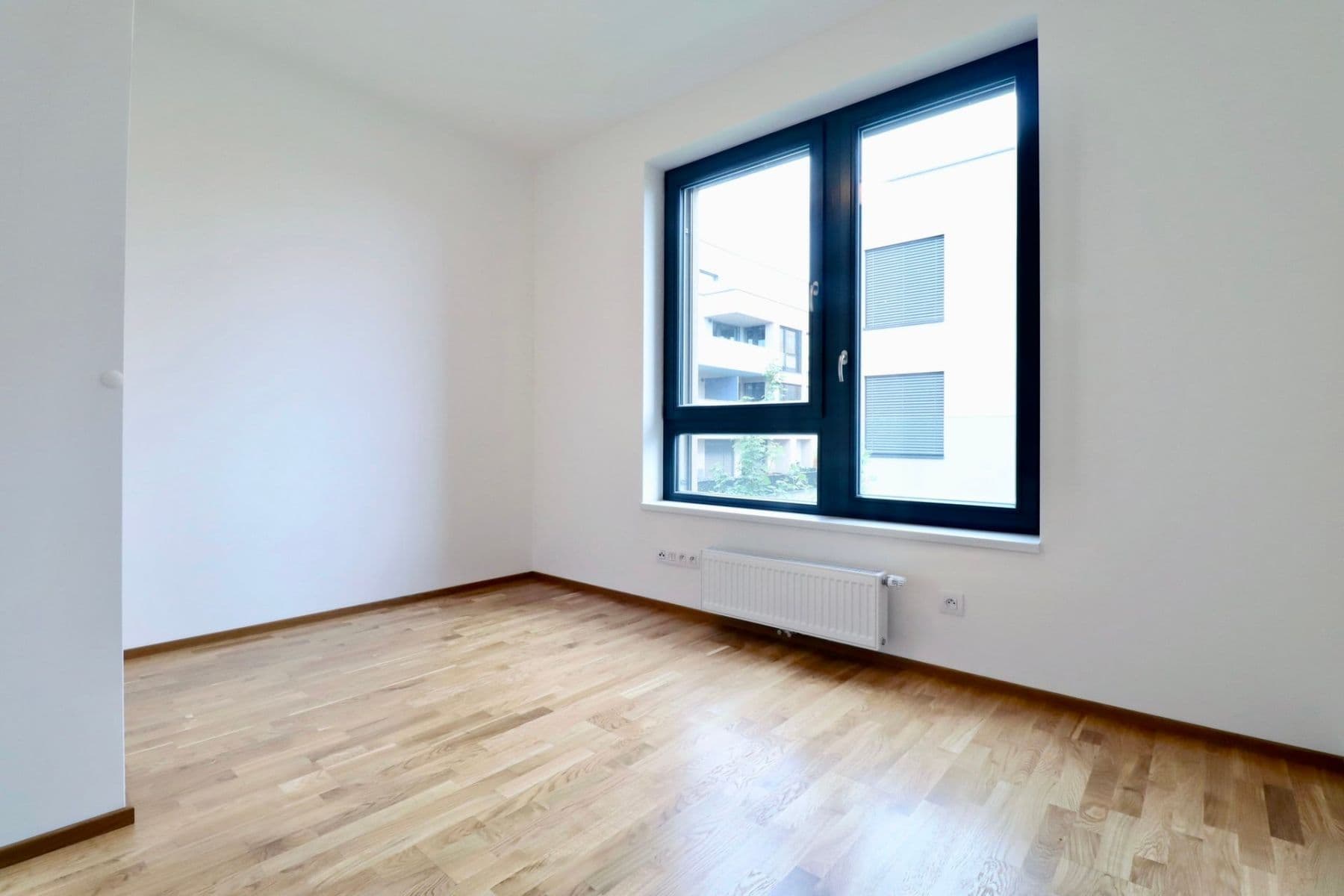 Prenájom bytu 4-izbový 102 m², Čertův vršek, Praha, Praha Prenájom bytu 4-izbový 102 m², Čertův vršek, Praha, Praha