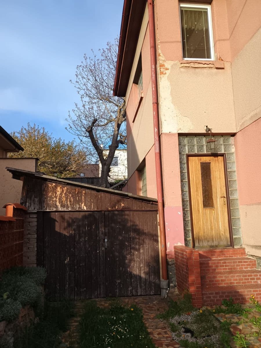 Predaj domu 200 m², pozemek 404 m², Slavašovská, Beroun, Středočeský kraj Predaj domu 200 m², pozemek 404 m², Slavašovská, Beroun, Středočeský kraj