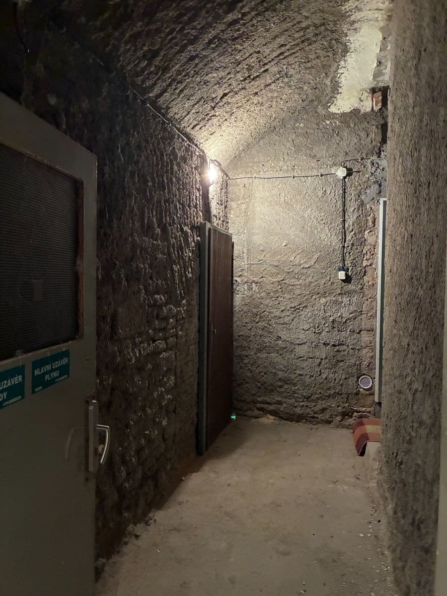 Predaj nebytového priestoru 18 m², Truhlářská, Praha, Praha Predaj nebytového priestoru 18 m², Truhlářská, Praha, Praha