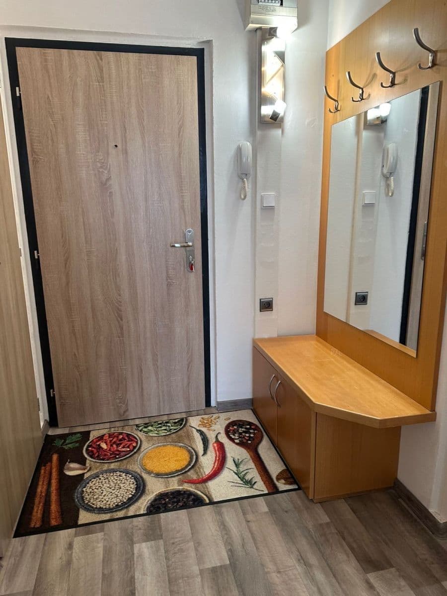 Prenájom bytu 3-izbový 68 m², Tererova, Praha, Praha Prenájom bytu 3-izbový 68 m², Tererova, Praha, Praha