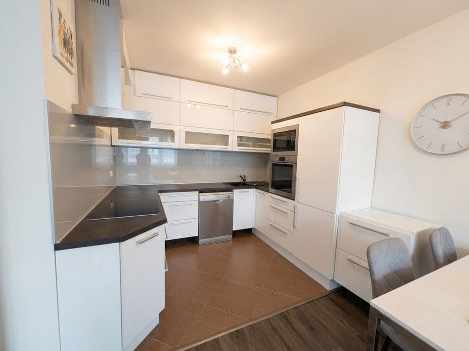 Prenájom bytu 2-izbový 54 m², Modenská, Praha, Praha Prenájom bytu 2-izbový 54 m², Modenská, Praha, Praha