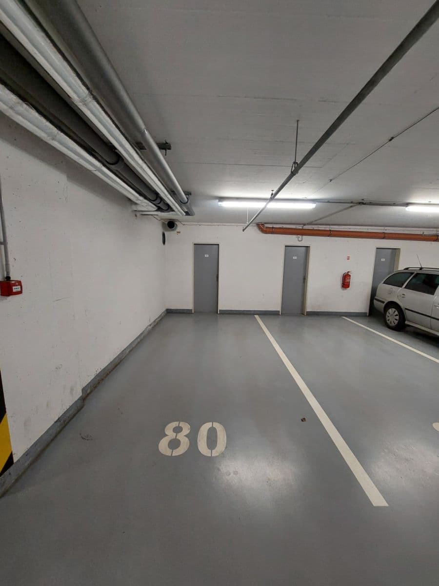 Prenájom bytu 2-izbový 54 m², Modenská, Praha, Praha Prenájom bytu 2-izbový 54 m², Modenská, Praha, Praha