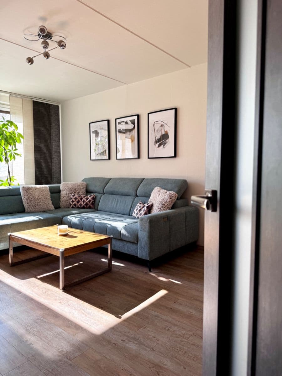 Prenájom bytu 3-izbový 75 m², Otradovická, Praha, Praha Prenájom bytu 3-izbový 75 m², Otradovická, Praha, Praha