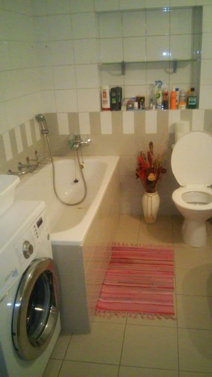 Prenájom bytu 2-izbový 64 m², Stroupežnického, Praha, Praha Prenájom bytu 2-izbový 64 m², Stroupežnického, Praha, Praha