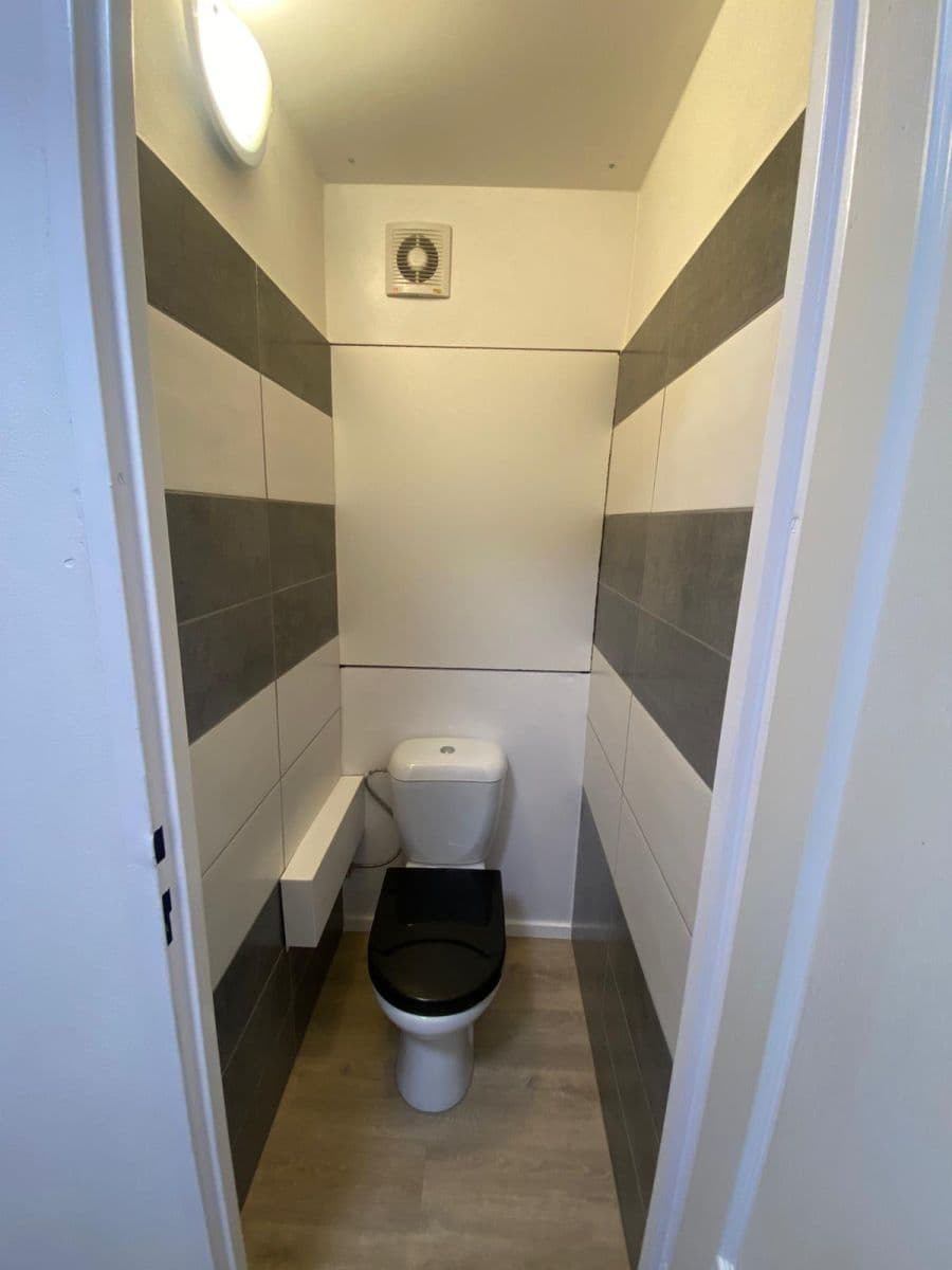 Prenájom bytu 3-izbový 65 m², Papírníkova, Praha, Praha Prenájom bytu 3-izbový 65 m², Papírníkova, Praha, Praha