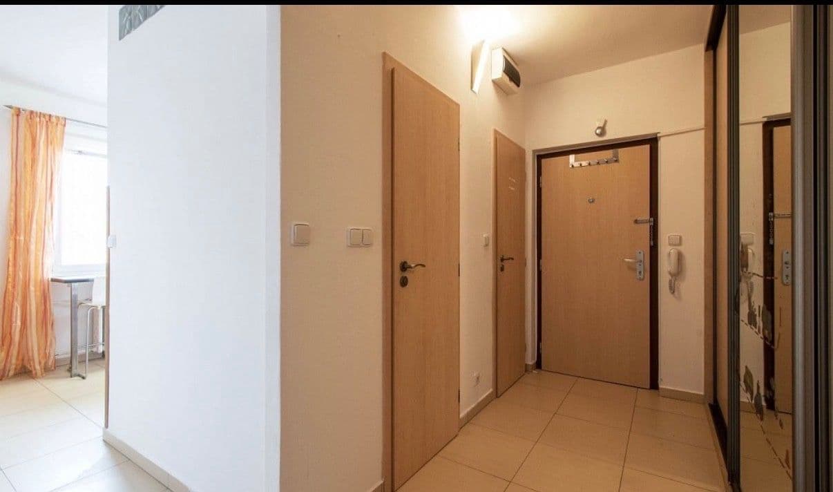 Prenájom bytu 2-izbový 55 m², Čílova, Praha, Praha Prenájom bytu 2-izbový 55 m², Čílova, Praha, Praha