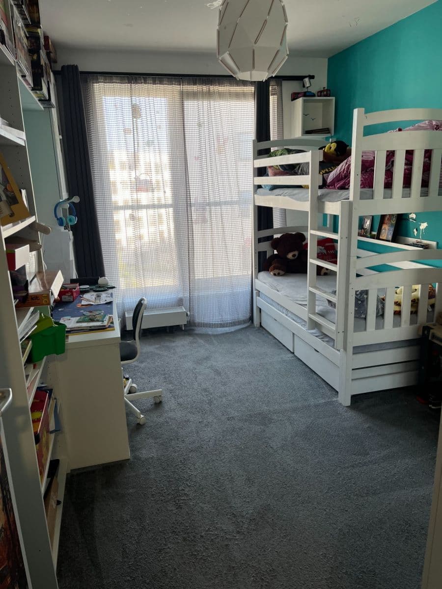 Prenájom bytu 3-izbový 80 m², Ke Kříži, Praha, Praha Prenájom bytu 3-izbový 80 m², Ke Kříži, Praha, Praha