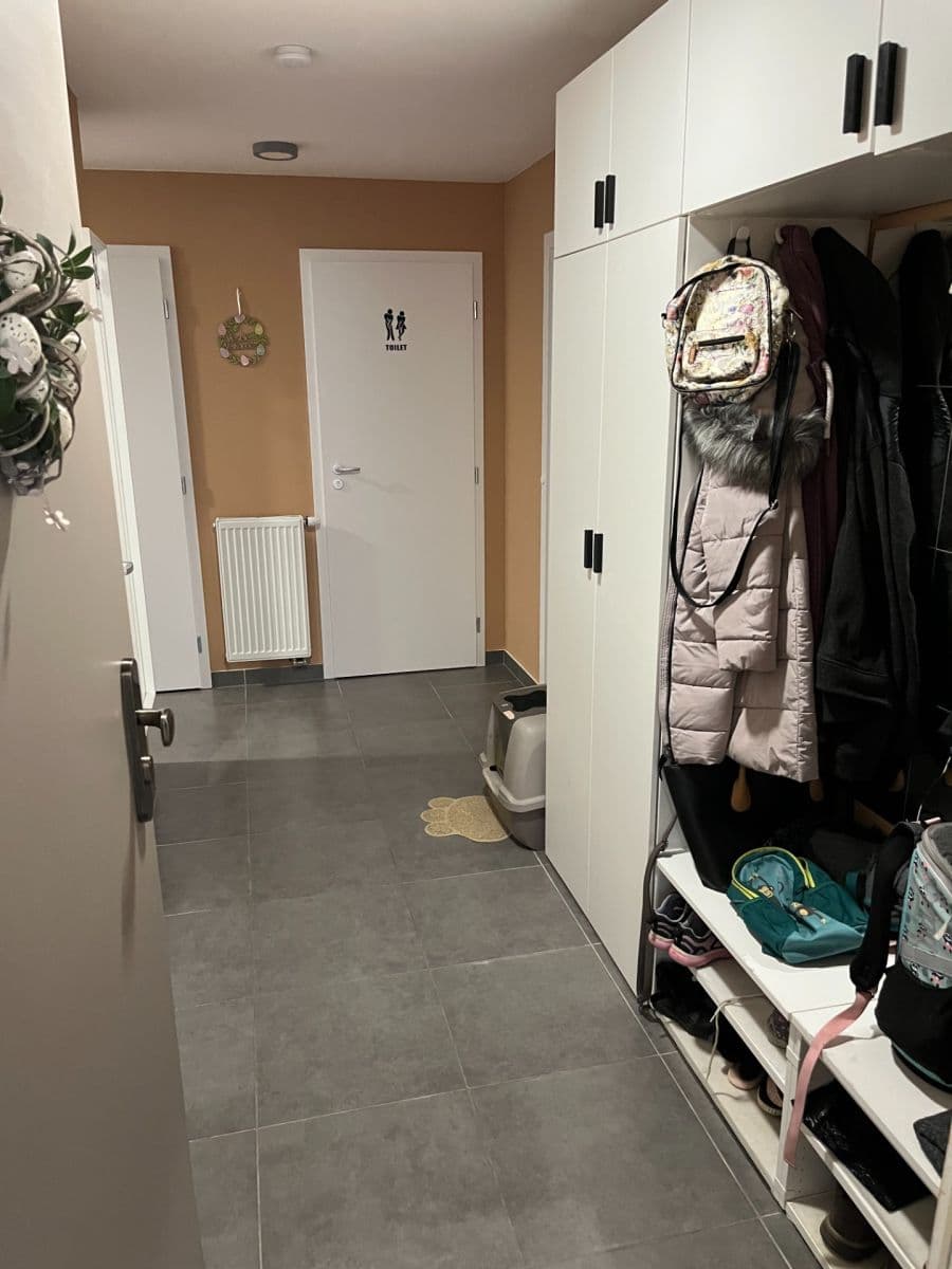 Prenájom bytu 3-izbový 80 m², Ke Kříži, Praha, Praha Prenájom bytu 3-izbový 80 m², Ke Kříži, Praha, Praha