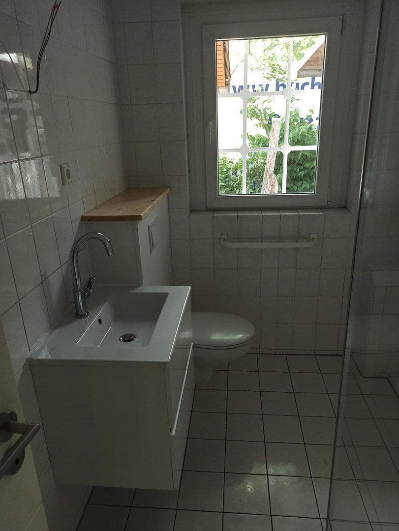 Prenájom bytu 3-izbový 65 m², Dorfstraße 1, Lehrte, Dolné Sasko Prenájom bytu 3-izbový 65 m², Dorfstraße 1, Lehrte, Dolné Sasko