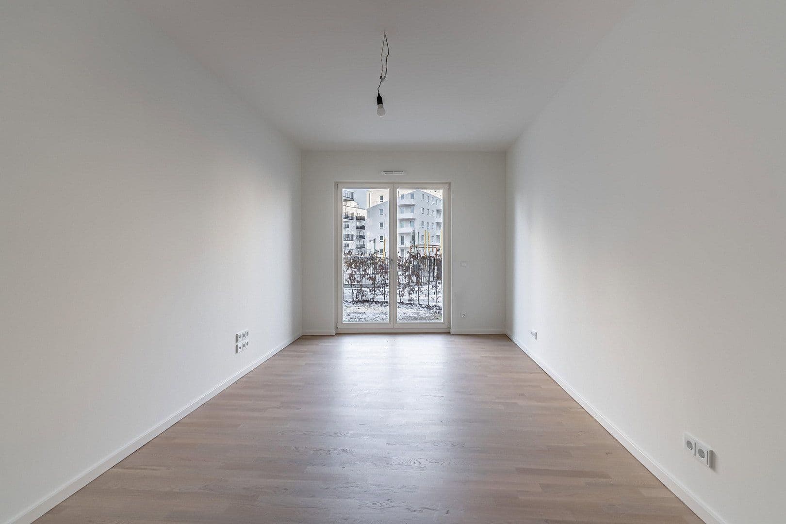 Prenájom bytu 2-izbový 67 m², Parkstr. 8, Berlin, Berlín Prenájom bytu 2-izbový 67 m², Parkstr. 8, Berlin, Berlín