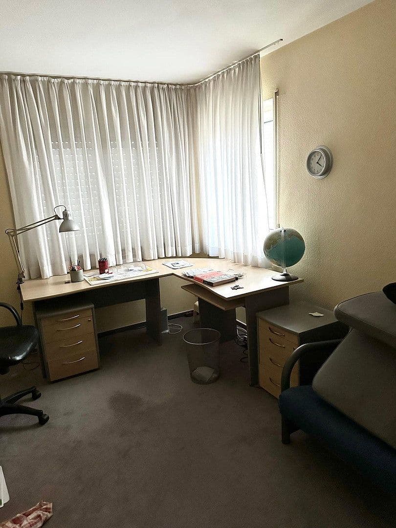 Predaj domu 173 m², pozemek 748 m², Jahnstraße 4/1, Markgröningen, Bádensko-Wurttembersko Predaj domu 173 m², pozemek 748 m², Jahnstraße 4/1, Markgröningen, Bádensko-Wurttembersko