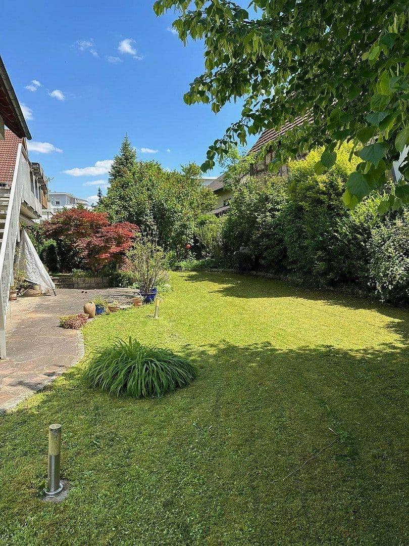 Predaj domu 173 m², pozemek 748 m², Jahnstraße 4/1, Markgröningen, Bádensko-Wurttembersko Predaj domu 173 m², pozemek 748 m², Jahnstraße 4/1, Markgröningen, Bádensko-Wurttembersko
