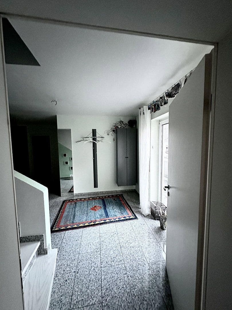 Predaj domu 173 m², pozemek 748 m², Jahnstraße 4/1, Markgröningen, Bádensko-Wurttembersko Predaj domu 173 m², pozemek 748 m², Jahnstraße 4/1, Markgröningen, Bádensko-Wurttembersko