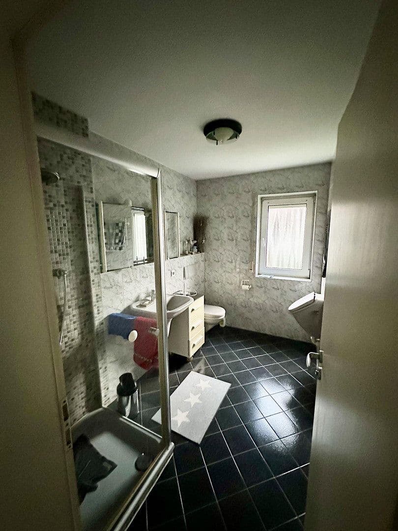 Predaj domu 173 m², pozemek 748 m², Jahnstraße 4/1, Markgröningen, Bádensko-Wurttembersko Predaj domu 173 m², pozemek 748 m², Jahnstraße 4/1, Markgröningen, Bádensko-Wurttembersko