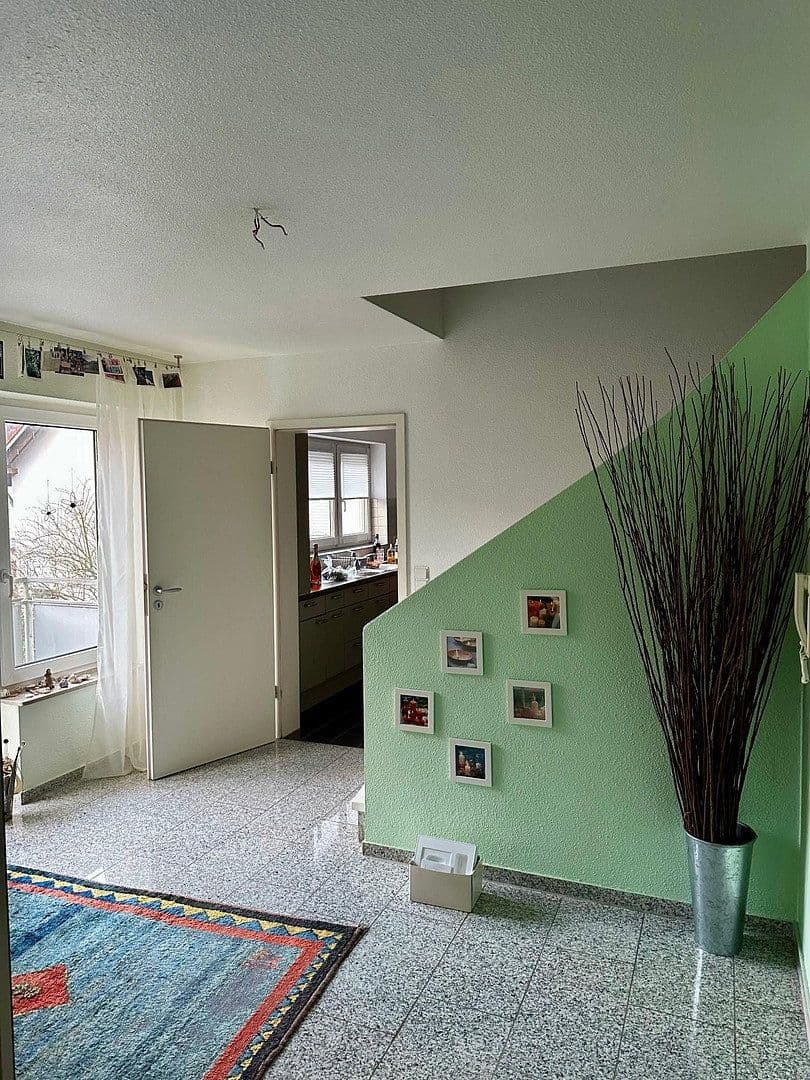Predaj domu 173 m², pozemek 748 m², Jahnstraße 4/1, Markgröningen, Bádensko-Wurttembersko Predaj domu 173 m², pozemek 748 m², Jahnstraße 4/1, Markgröningen, Bádensko-Wurttembersko