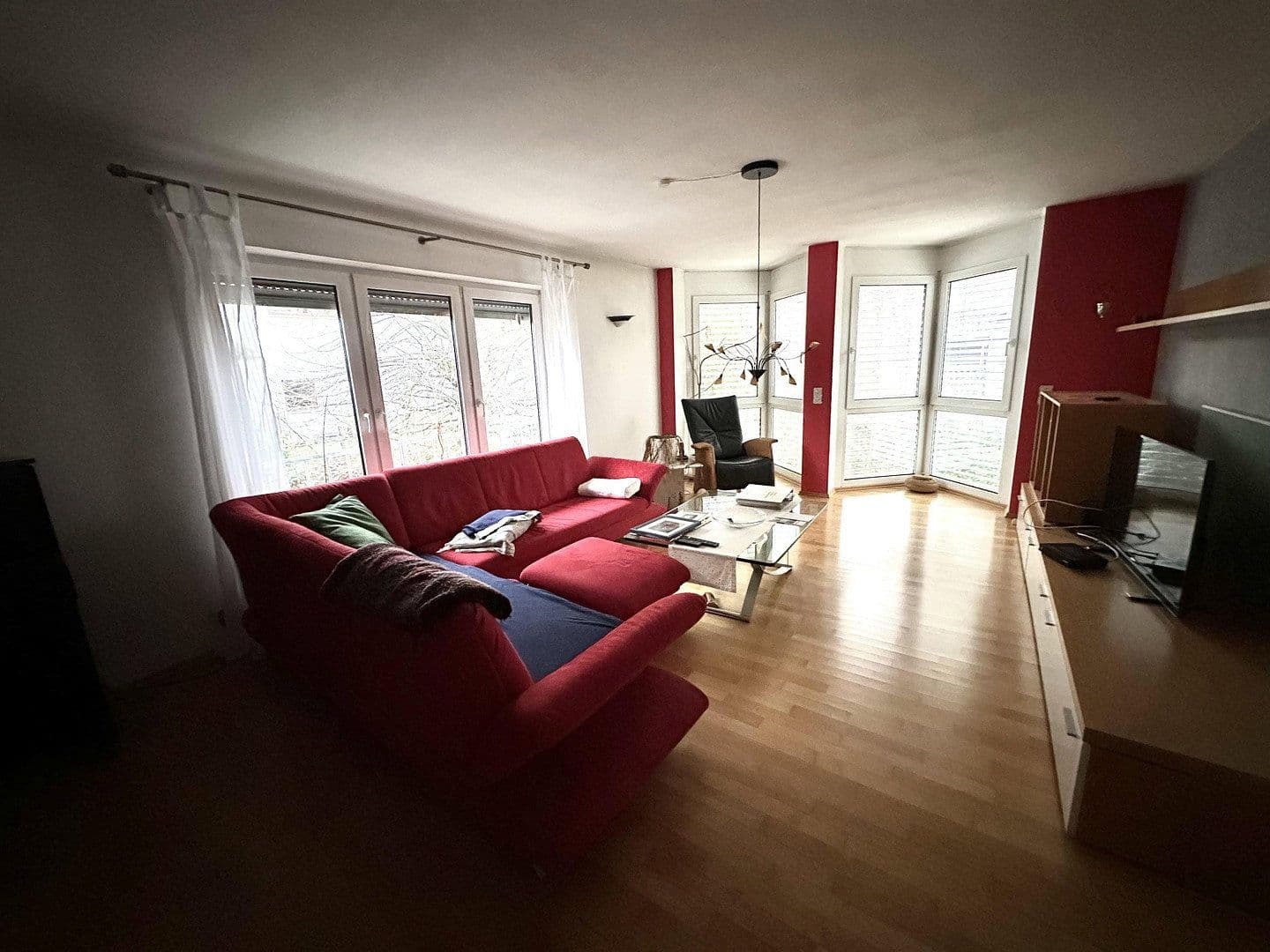 Predaj domu 173 m², pozemek 748 m², Jahnstraße 4/1, Markgröningen, Bádensko-Wurttembersko Predaj domu 173 m², pozemek 748 m², Jahnstraße 4/1, Markgröningen, Bádensko-Wurttembersko