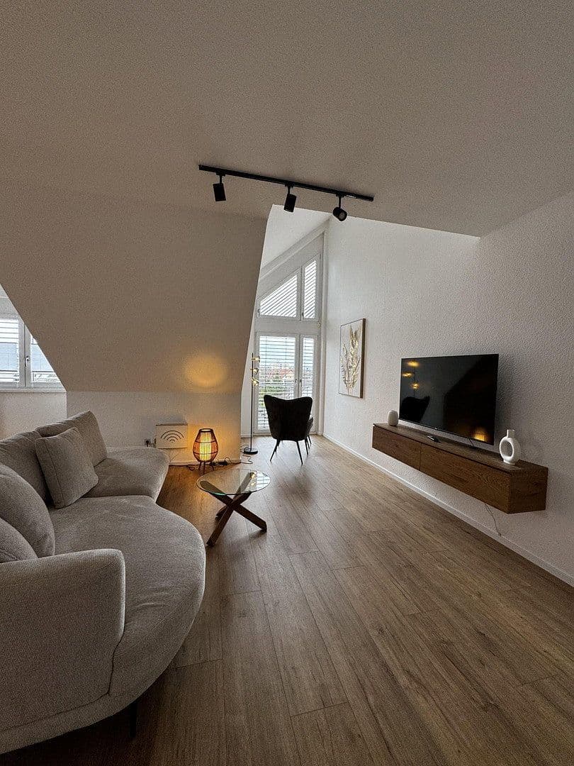 Prenájom bytu 2-izbový 67 m², Aschaffenburg, Bavorsko Prenájom bytu 2-izbový 67 m², Aschaffenburg, Bavorsko