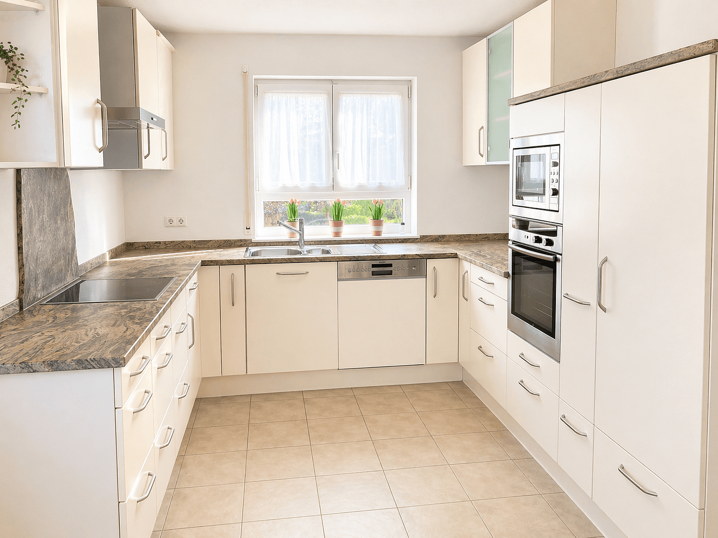 Predaj domu 158 m², pozemek 252 m², Mössingen, Bádensko-Wurttembersko Predaj domu 158 m², pozemek 252 m², Mössingen, Bádensko-Wurttembersko