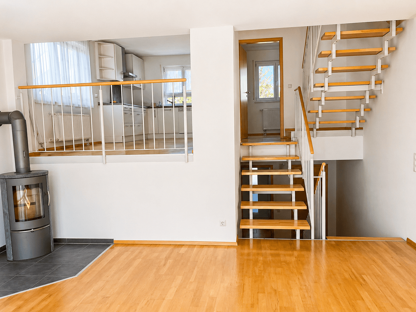 Predaj domu 158 m², pozemek 252 m², Mössingen, Bádensko-Wurttembersko Predaj domu 158 m², pozemek 252 m², Mössingen, Bádensko-Wurttembersko