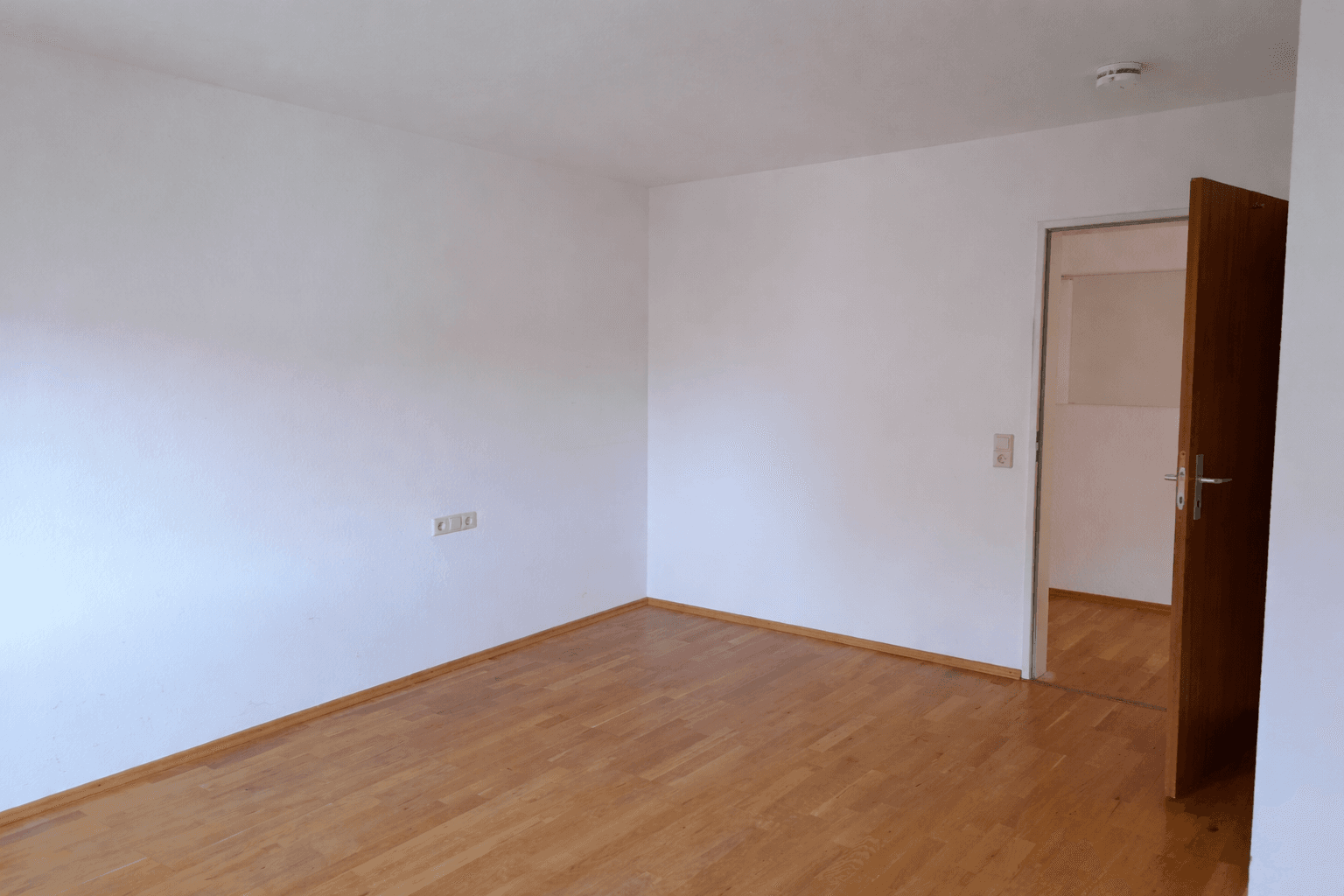 Prenájom bytu 3-izbový 88 m², Radolfzell am Bodensee, Bádensko-Wurttembersko Prenájom bytu 3-izbový 88 m², Radolfzell am Bodensee, Bádensko-Wurttembersko