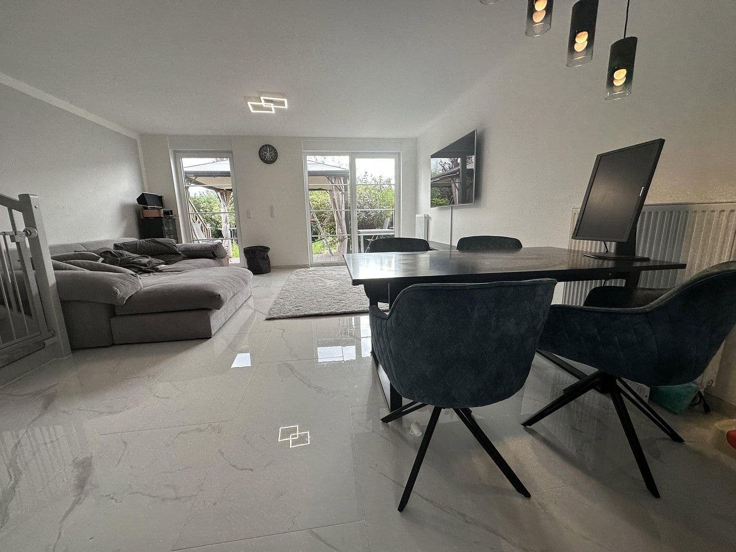 Predaj domu 118 m², pozemek 229 m², Blankenfelde-Mahlow, Brandenbursko Predaj domu 118 m², pozemek 229 m², Blankenfelde-Mahlow, Brandenbursko