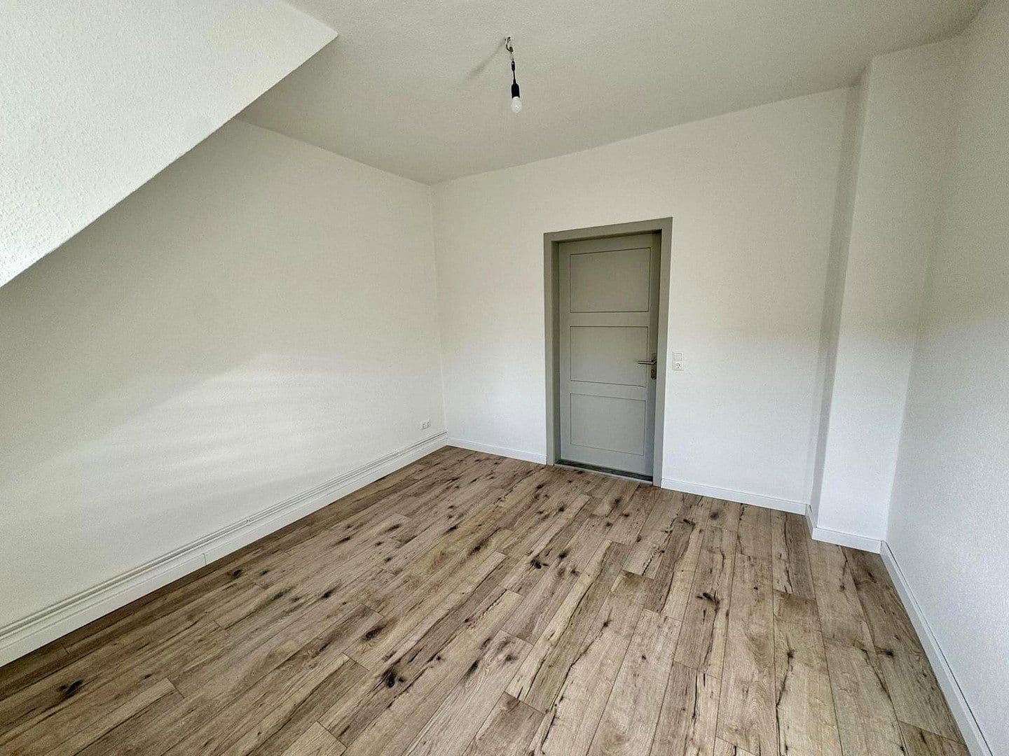 Prenájom bytu 2-izbový 76 m², Peiner Straße 34, Hildesheim, Dolné Sasko Prenájom bytu 2-izbový 76 m², Peiner Straße 34, Hildesheim, Dolné Sasko