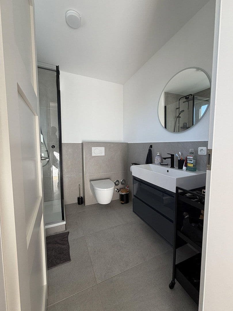 Prenájom bytu 5-izbový 160 m², Lensahn, Šlezvicko-Holštajnsko Prenájom bytu 5-izbový 160 m², Lensahn, Šlezvicko-Holštajnsko