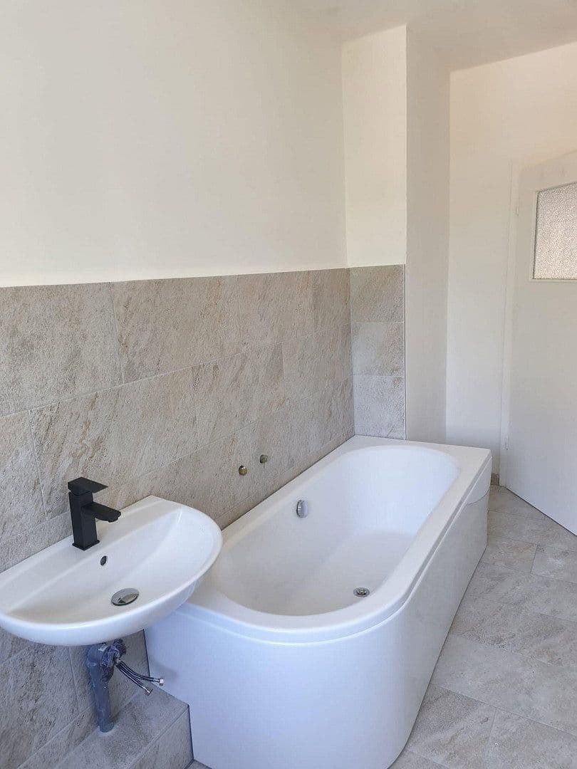 Prenájom bytu 3-izbový 65 m², Neubauernstraße 2, Wildau, Brandenbursko Prenájom bytu 3-izbový 65 m², Neubauernstraße 2, Wildau, Brandenbursko