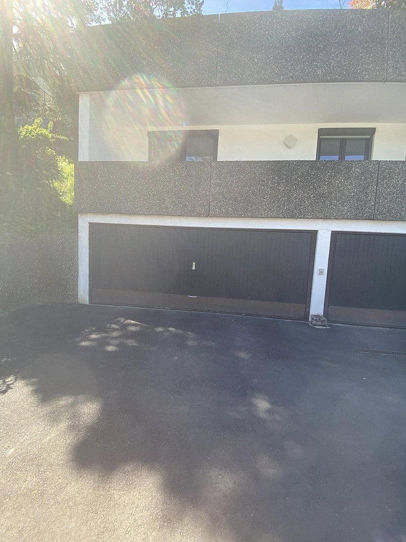 Prenájom bytu 3-izbový 103 m², Am Mühlwäldle 8, Baden-Baden, Bádensko-Wurttembersko Prenájom bytu 3-izbový 103 m², Am Mühlwäldle 8, Baden-Baden, Bádensko-Wurttembersko