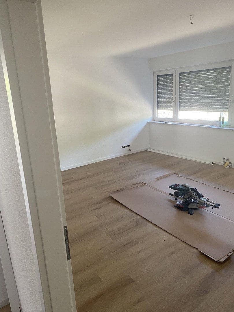 Prenájom bytu 3-izbový 103 m², Am Mühlwäldle 8, Baden-Baden, Bádensko-Wurttembersko Prenájom bytu 3-izbový 103 m², Am Mühlwäldle 8, Baden-Baden, Bádensko-Wurttembersko