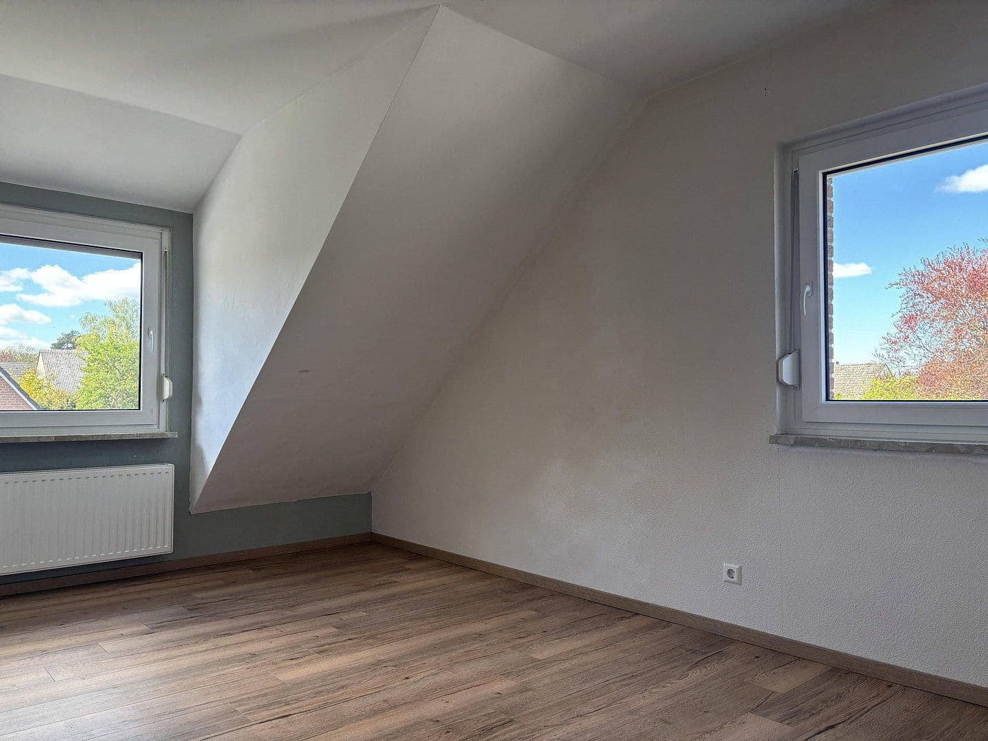 Predaj domu 120 m², pozemek 380 m², Berlin, Berlín Predaj domu 120 m², pozemek 380 m², Berlin, Berlín