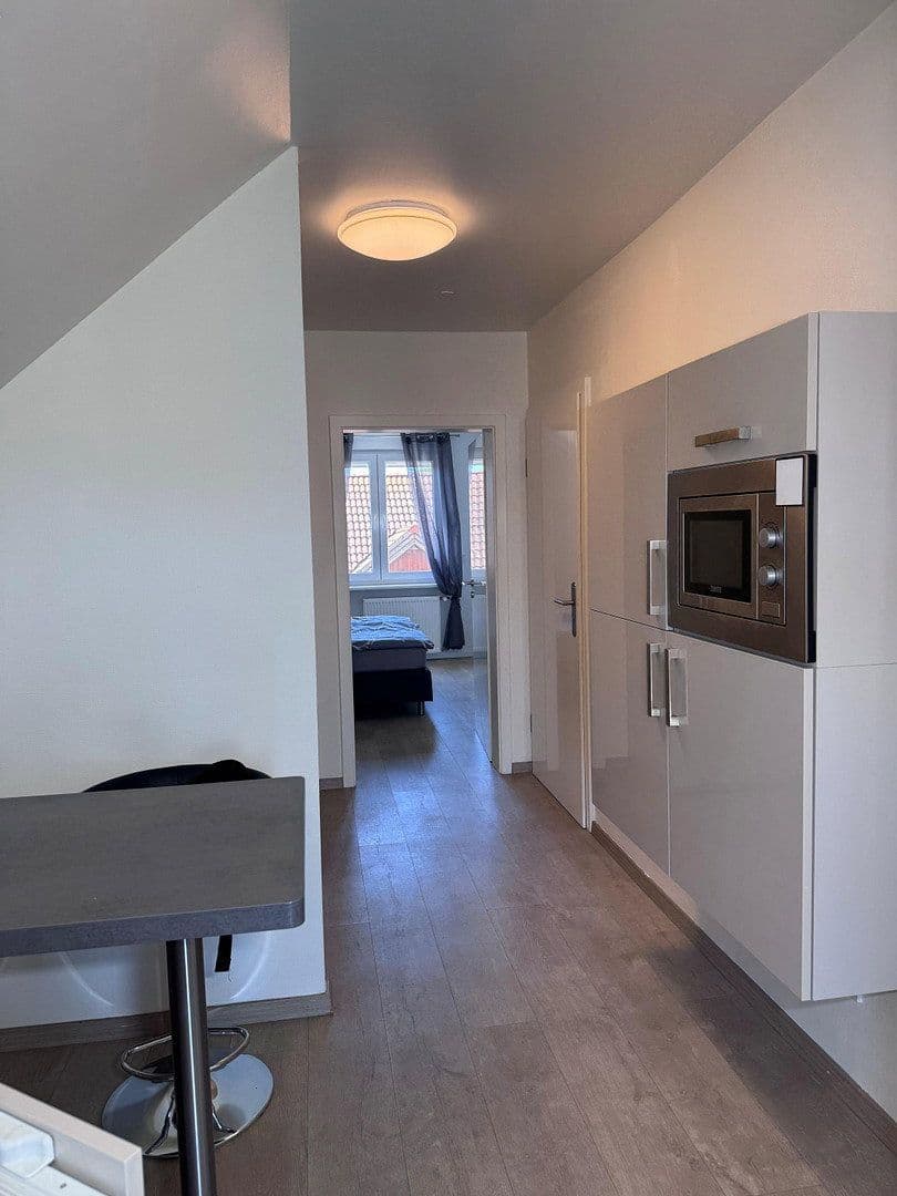 Prenájom bytu 1-izbový 30 m², Wilhelm-Kobelt-Str., Frankfurt am Main, Hesensko Prenájom bytu 1-izbový 30 m², Wilhelm-Kobelt-Str., Frankfurt am Main, Hesensko