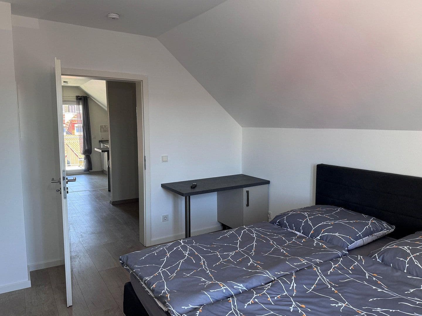 Prenájom bytu 1-izbový 30 m², Wilhelm-Kobelt-Str., Frankfurt am Main, Hesensko Prenájom bytu 1-izbový 30 m², Wilhelm-Kobelt-Str., Frankfurt am Main, Hesensko