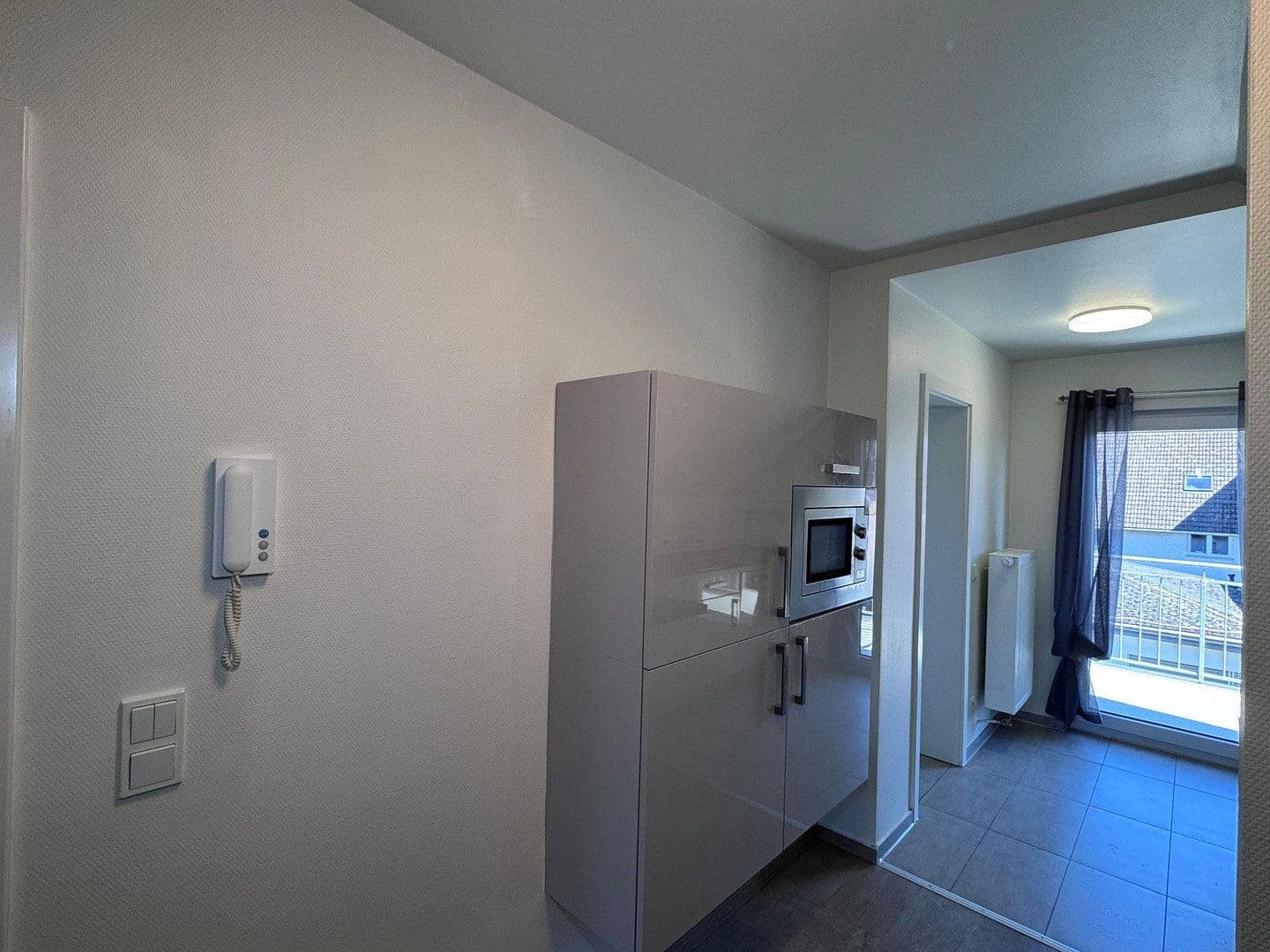 Prenájom bytu 1-izbový 30 m², Wilhelm-Kobelt-Str., Frankfurt am Main, Hesensko Prenájom bytu 1-izbový 30 m², Wilhelm-Kobelt-Str., Frankfurt am Main, Hesensko