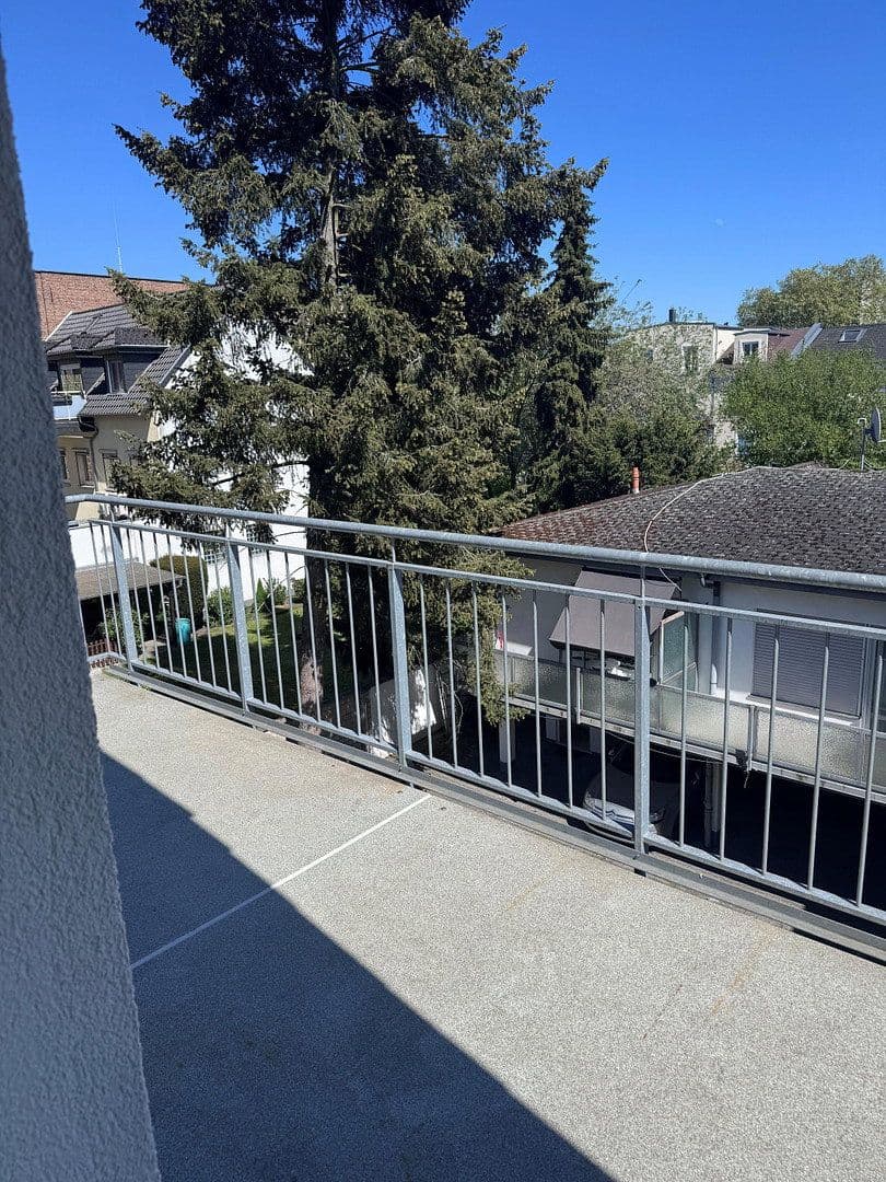 Prenájom bytu 1-izbový 30 m², Wilhelm-Kobelt-Str., Frankfurt am Main, Hesensko Prenájom bytu 1-izbový 30 m², Wilhelm-Kobelt-Str., Frankfurt am Main, Hesensko