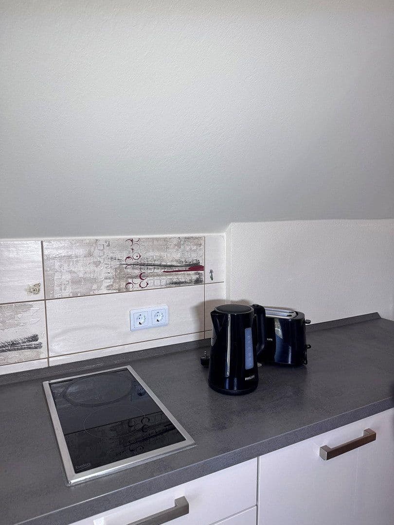 Prenájom bytu 1-izbový 30 m², Wilhelm-Kobelt-Str., Frankfurt am Main, Hesensko Prenájom bytu 1-izbový 30 m², Wilhelm-Kobelt-Str., Frankfurt am Main, Hesensko